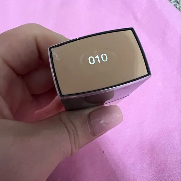 DIOR forever undercover 24h full coverage foundation - Picture 2 of 4